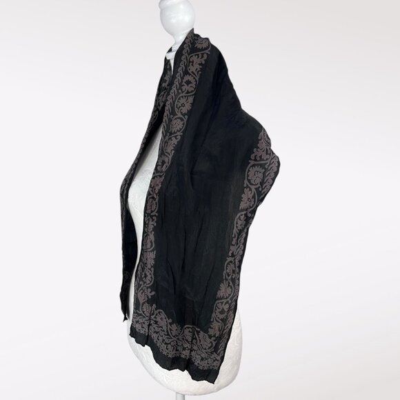 Liz Claiborne Vintage Silk Scarf Black Gray Floral Border 80s 90s Elegant Wrap - Picture 4 of 9